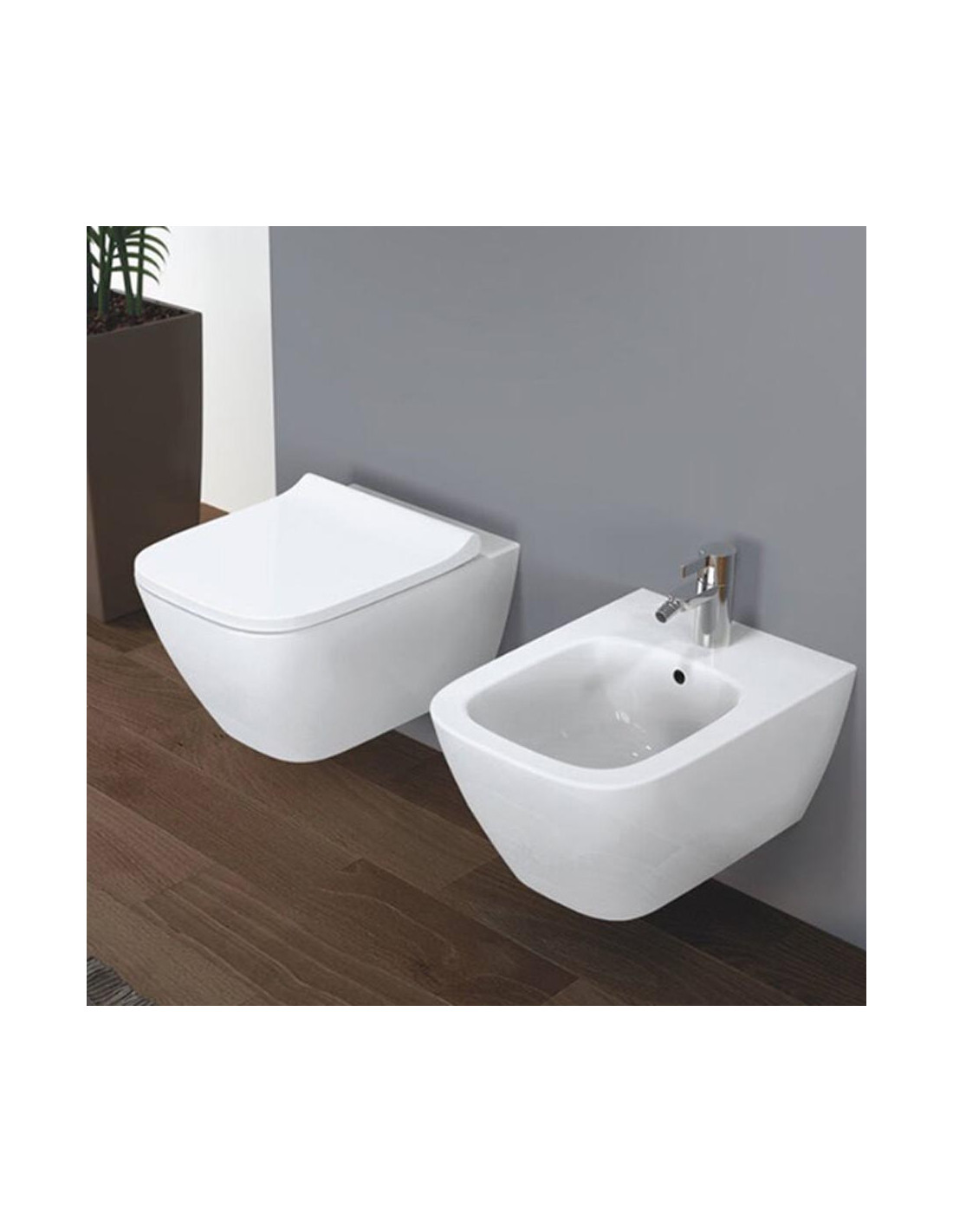 Geberit WC, weicher Smyle und Wand-Sanitärkeramik. Spülrandloses Square Sitzbezug Bidet